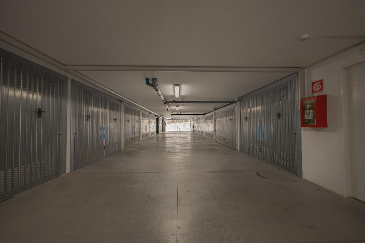Appartamento Incantevole Con Piscina Vallecrosia Bagian luar foto